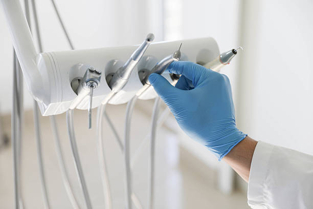 Professional Tooth Extraction technician working in Hinsdale, IL